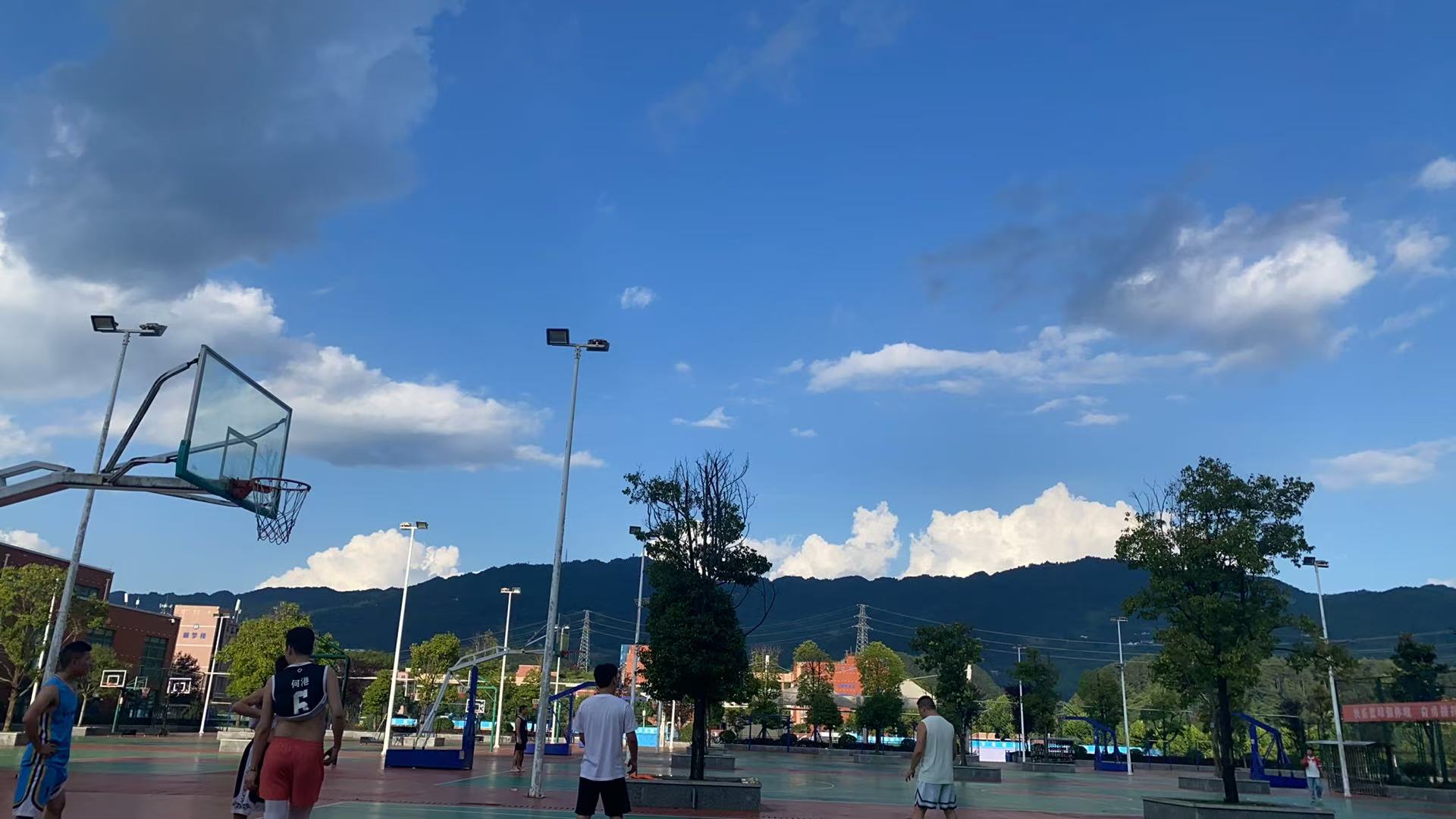 城南小学篮球场